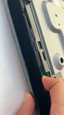 Giá tốt. Màn hình TV LCD 43 inch với 3840 * 2160 pixel UHD Độ phân giải 1.07B Màu sắc và 51 pin Connector trực tuyến